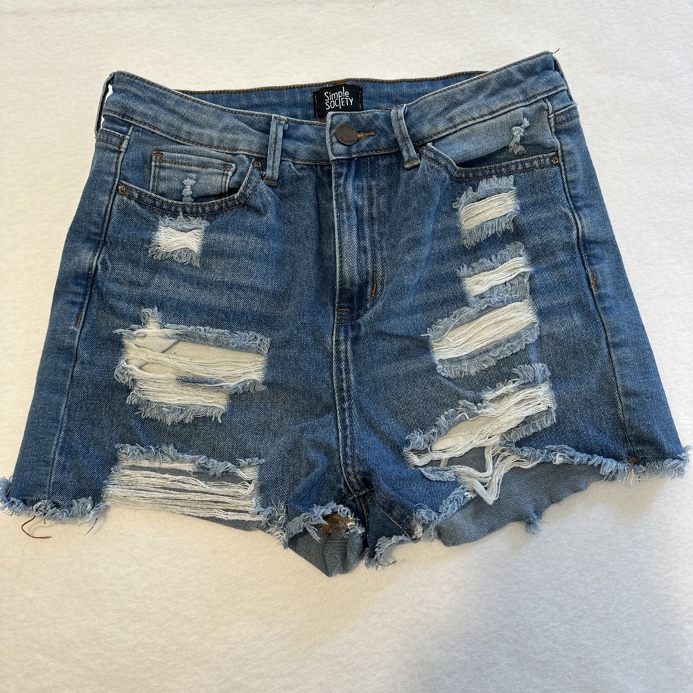 Simple Society 2" High Rise Jean Shorts Size 7/28
